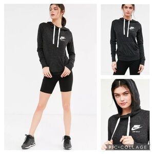 Nike Vintage Gym Long Sleeve Hooded Shirt Women’s size medium